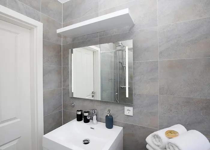 Alice, App 36-6 ווסטרלנד